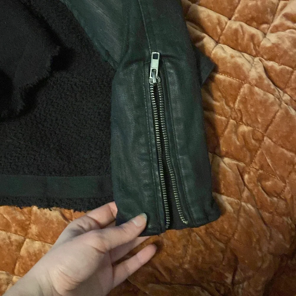 Like new Free People jacket - Picture 4 of 13